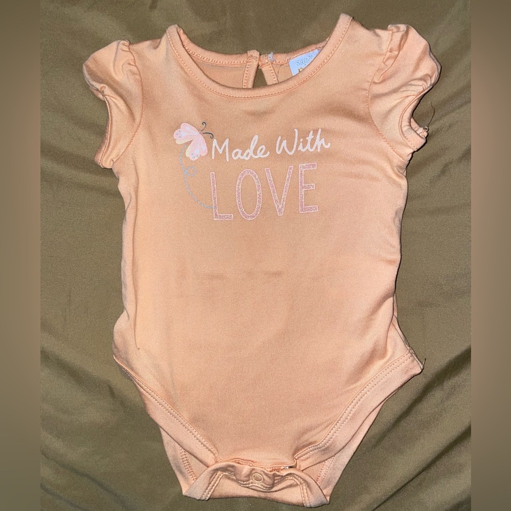 0-3m onesie “made with love”.